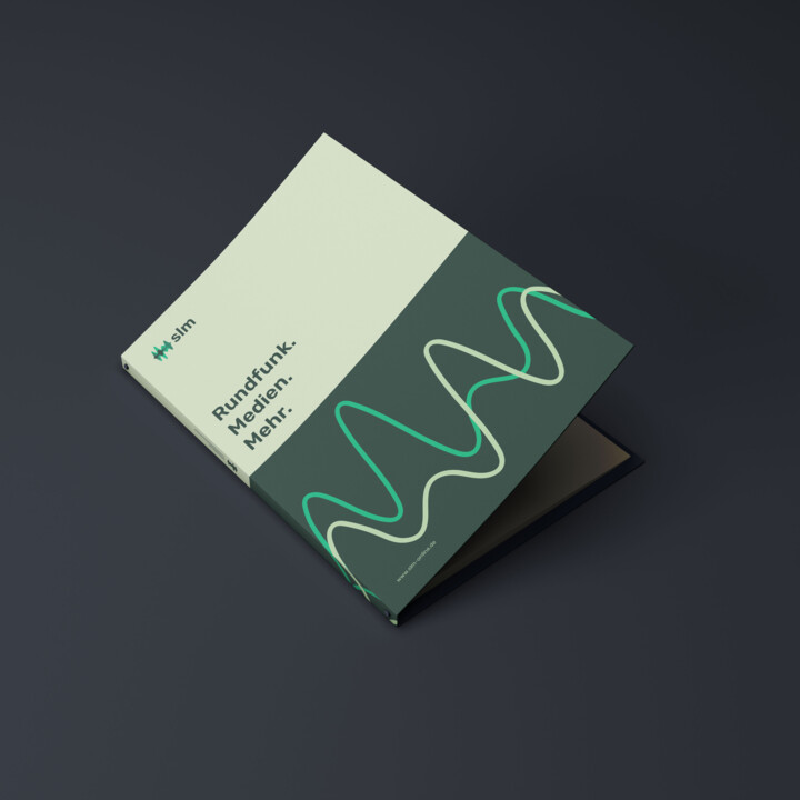 SLM Logo Entwurf Mockup